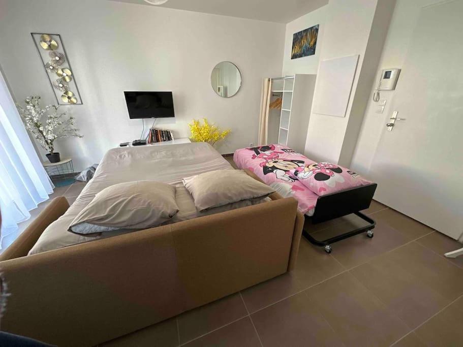Proche Et Paris - Terrasse Et Parking Privé Apartamento