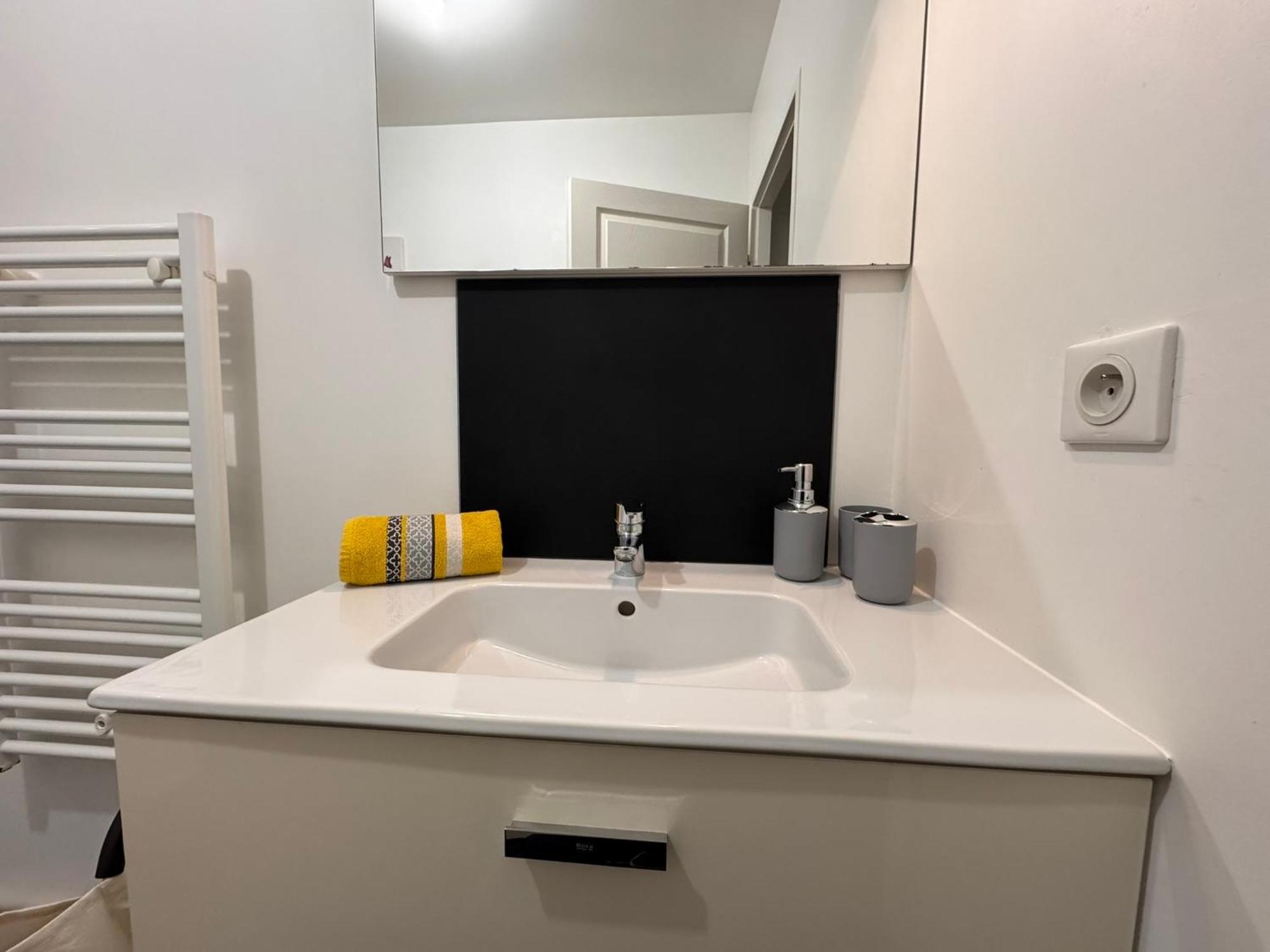 Proche Et Paris - Terrasse Et Parking Privé *